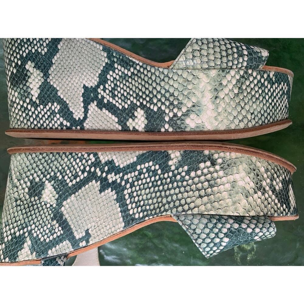 Dolce Vita Datiah Snake Platform Gray Green Platform Wedge Sandals Size 9.5 - Picture 7 of 9